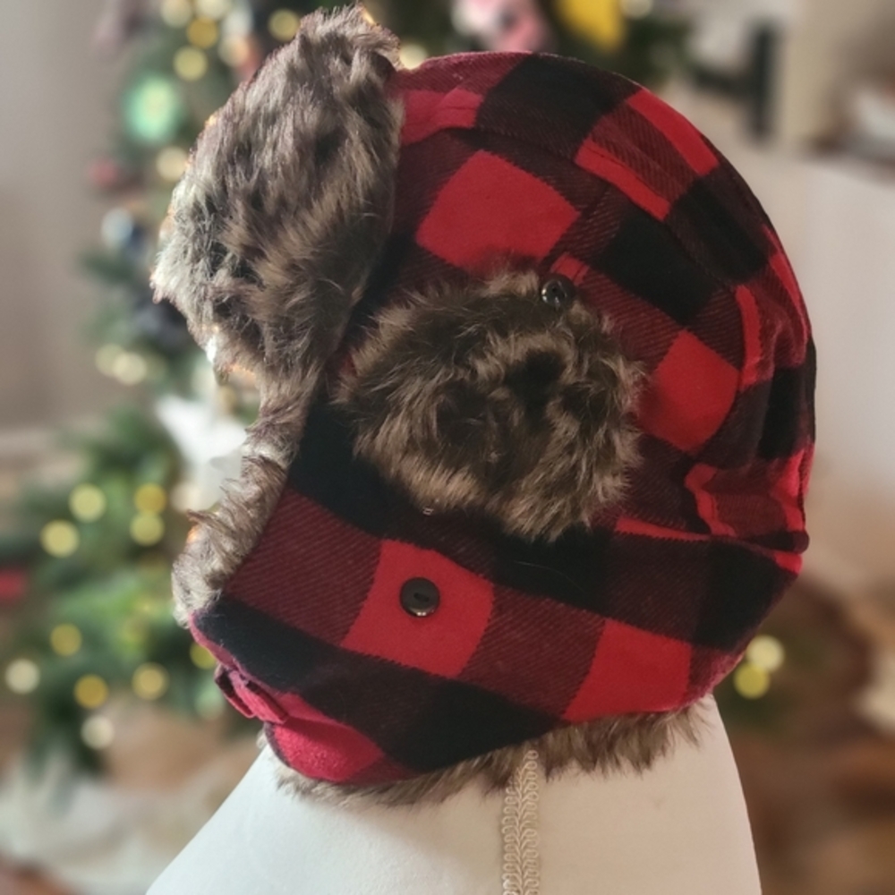 Swiss‎ tech winter hat Buffalo plaid